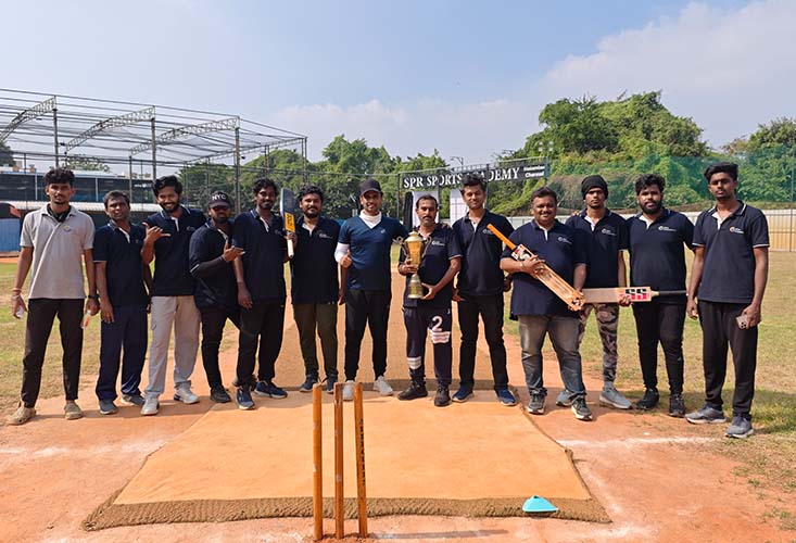 Glint Creatives employees enjoying outdoor 
          sports  activities during the GEMS 2025 team building event